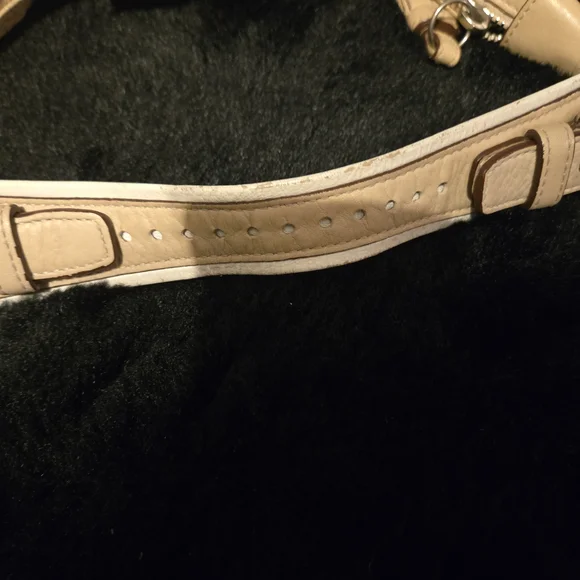 Coach Vintage Tan Pebble Leather Hobo Bag #5054 - Picture 11 of 15